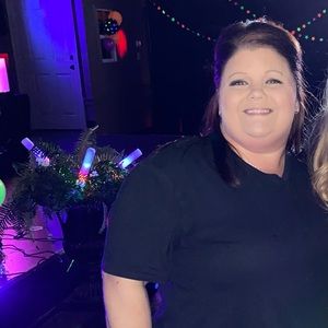 Meet your Posher, Candace